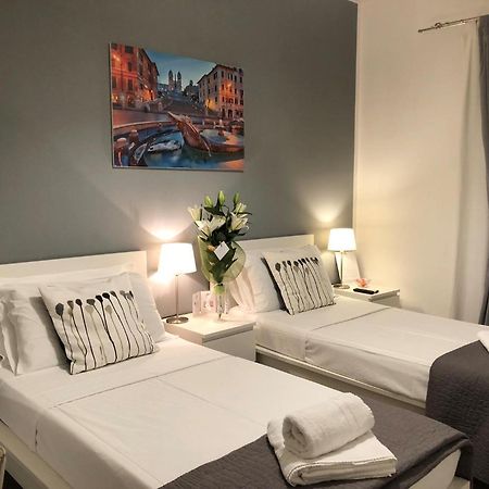 Le Piazze Di Roma Bed & Breakfast Exterior photo
