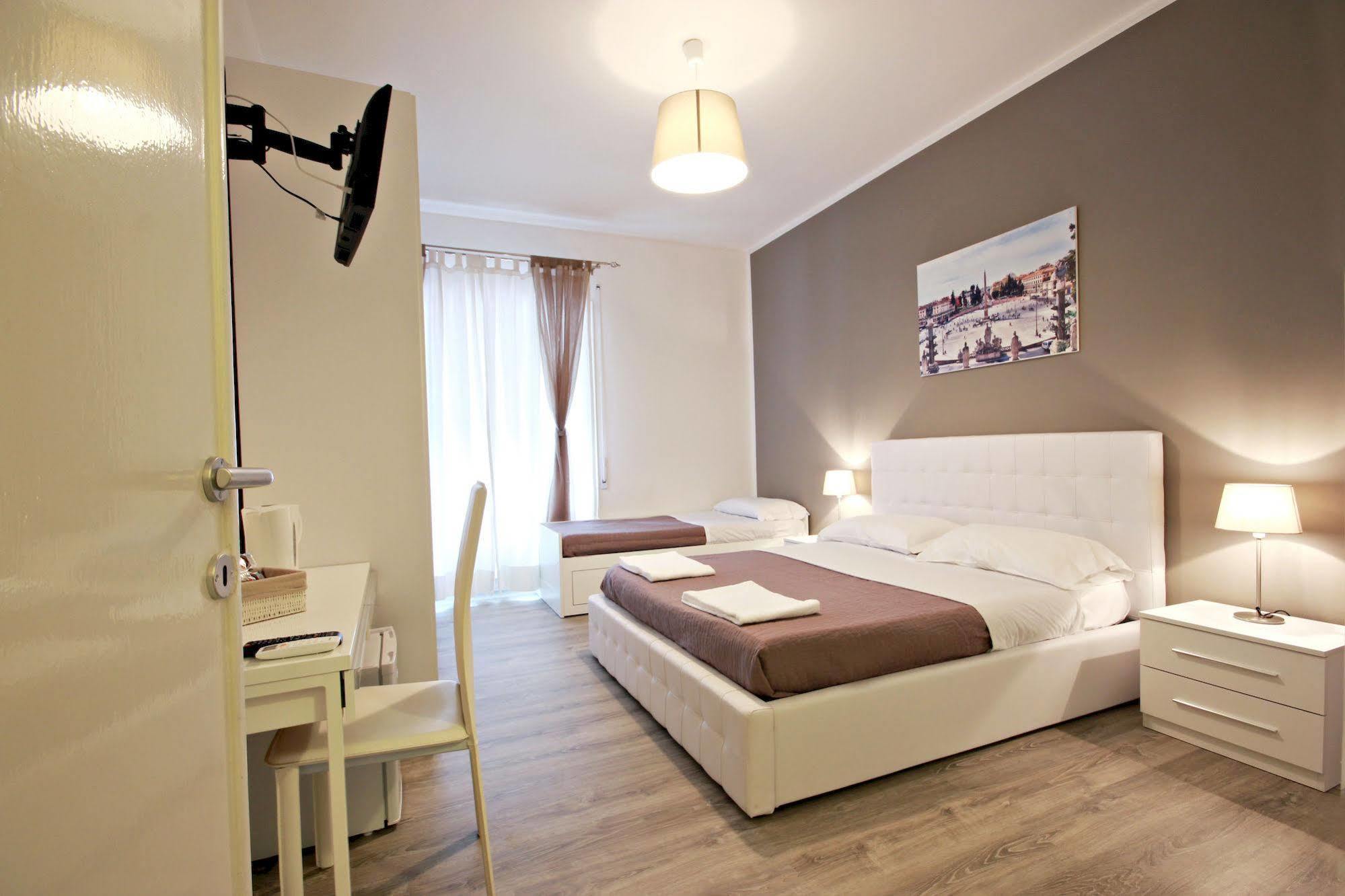 Le Piazze Di Roma Bed & Breakfast Exterior photo